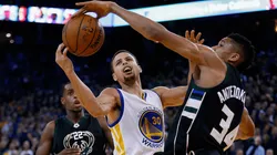 Stephen Curry y Giannis Antetokounmpo (Getty Images)