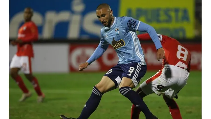 Emanuel Herrera es el goleador de Sporting Cristal.