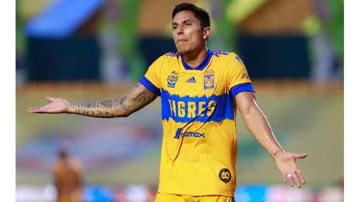 El futuro de Carlos Salcedo es incierto (Getty Images)