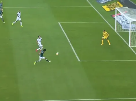 ¡Cómo remató! Mena abrió la cuenta para León