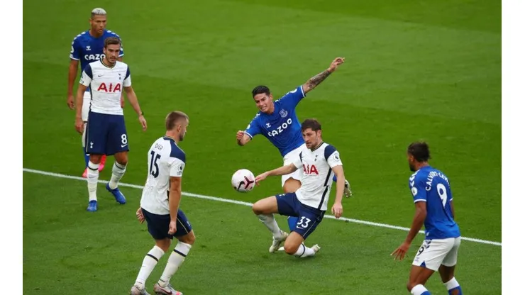 En el debut de James Rodríguez en la Premier, Everton le ganó a Tottenham
