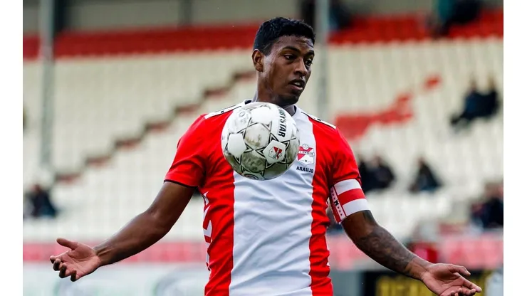 Miguel Araujo llegó hace menos de un año al Emmen.