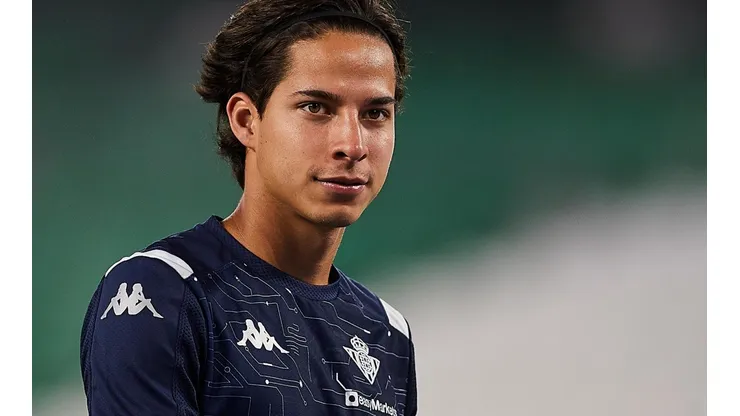 Diego Lainez ingresó, dio la asistencia y Real Betis ganó el partido.
