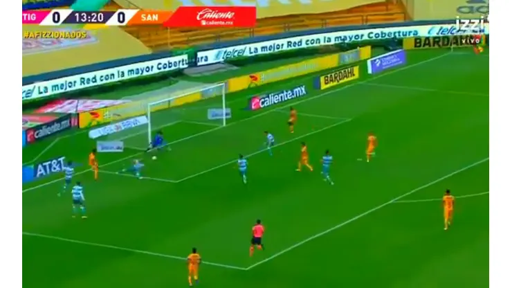 Gignac hizo una jugada a lo CR7 y convirtió el primero para Tigres