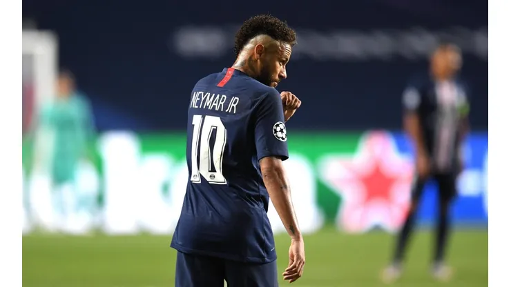 Neymar ya quiere olvidar la final ante Bayern Munich.