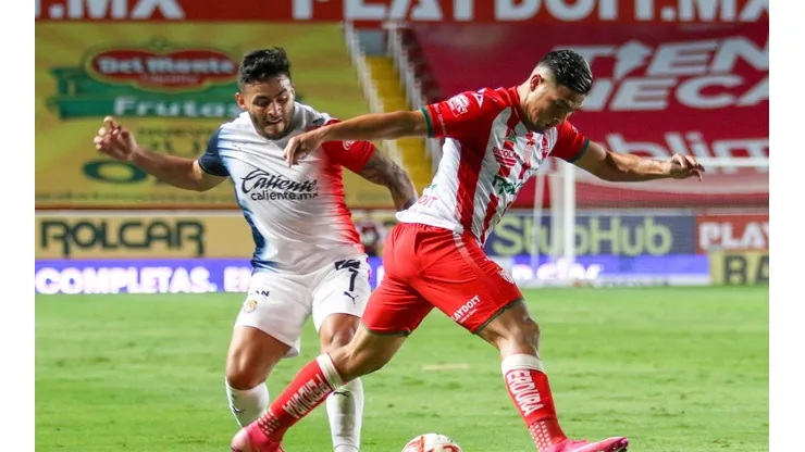 Chivas no se acerca a la zona se aleja de la zona de clasificación directa. (Jam Media)