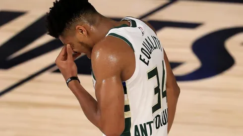 Giannis Antetokounmpo Michael Jordan (Getty)