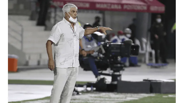 Julio Comesaña no se achicó y dice que su equipo luchará por la remontada