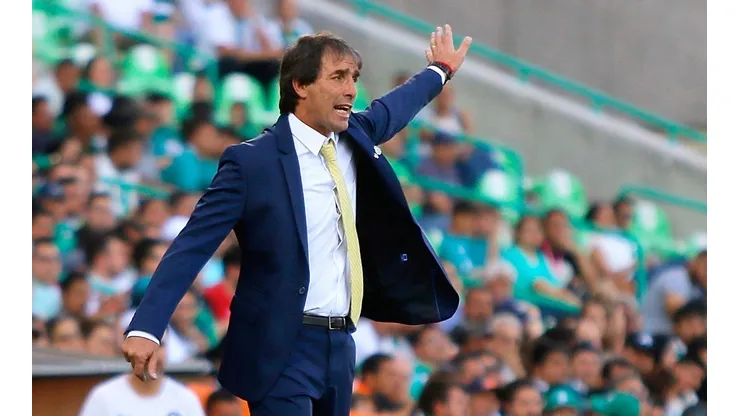 El proyecto antes que los resultados: el futuro de Almada en Santos