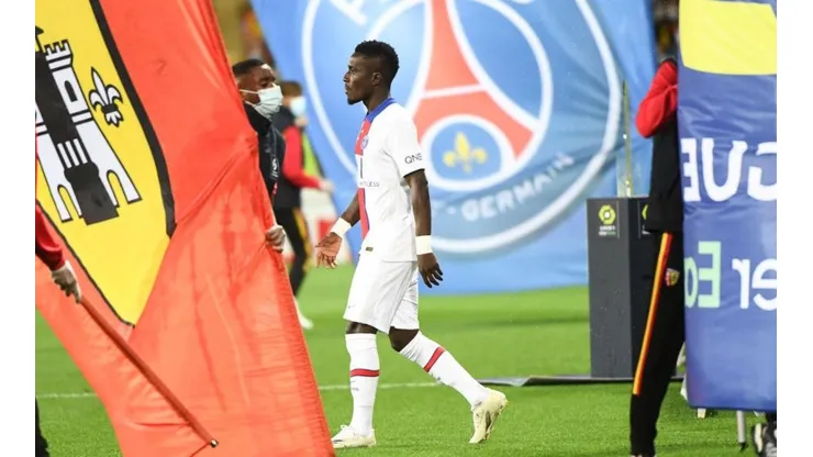 PSG debutó con suplentes por el COVID-19 en la Ligue 1 y perdió por un blooper