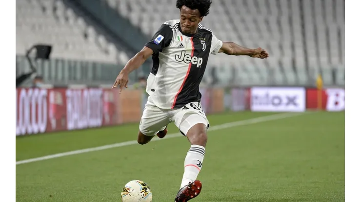 Cuadrado, en el primer 11 de Pirlo como director técnico de Juventus