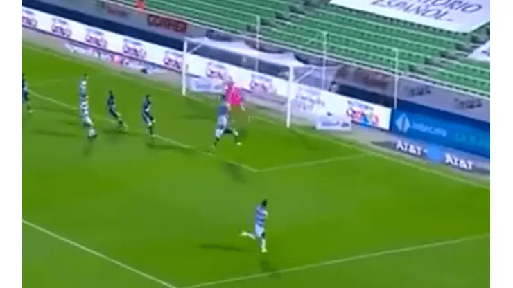 ¡Santos se pone en partido! Rivero descuenta ante Pumas