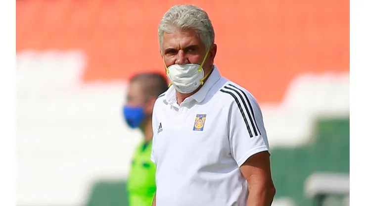 Ricardo Ferretti se fue sastifecho del partido. (Jam Media)