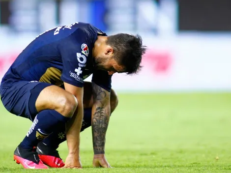 Pumas: Iniestra es titular y los aficionados lo destrozan