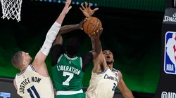 Brooke Lopez y Giannis Antetokounmpo (Getty Images)