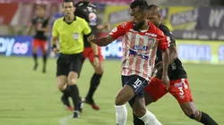 Es nuestro FPC: volvió el fútbol y no faltó el apagón en la Superliga