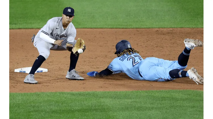 Vladimir Guerrero Jr. le robo una base a los Yankees (Getty Images)