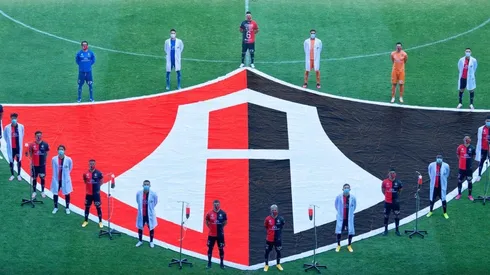 La curiosa presentación del plantel de Atlas