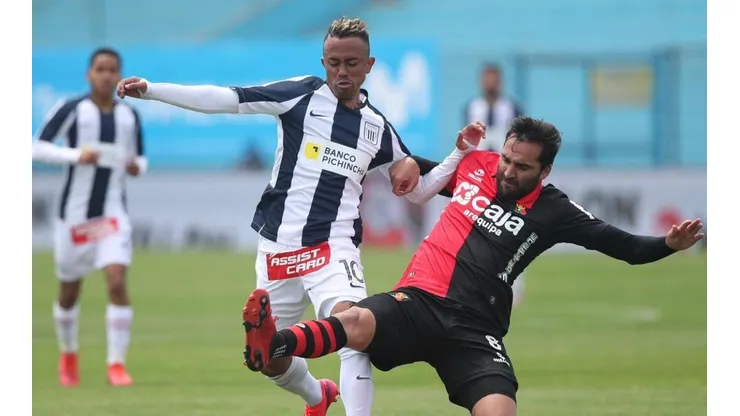 Arroé usa la 10 en Alianza Lima.
