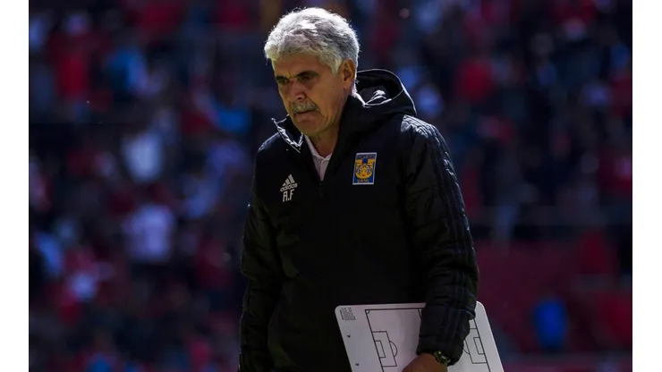 Ricardo Ferretti tiene sus días más difíciles en Tigres (Getty Images)