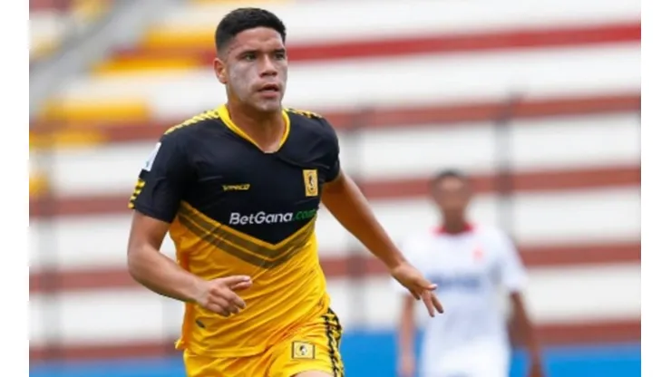 Yuriel Celi tiene 18 años de edad.