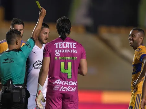 Insólito: Rafael Carioca fue expulsado por simular y encendió la polémica