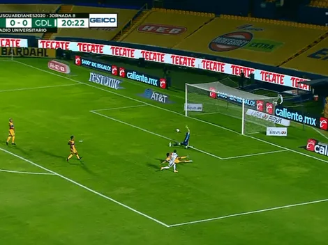 Antuna sorprende a Tigres al marcar para Chivas