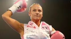 Ebanie Bridges y una fácil manera de ganar dinero. (Getty)