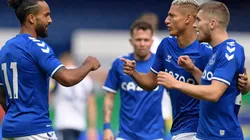 Mientras James aguarda por su presentación su equipo ganó un partido amistoso