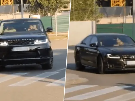 ¡Qué diferencia! Suárez llegó manejando con prudencia y Piqué lo hizo a toda velocidad