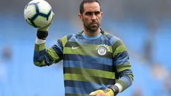 Claudio Bravo pudo haber llegado a la Liga MX (Getty)