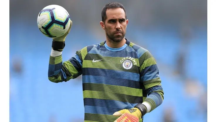 Claudio Bravo pudo haber llegado a la Liga MX (Getty)