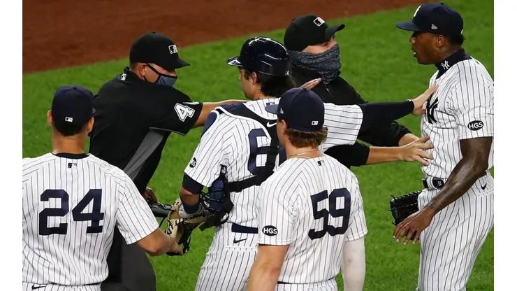 Chapman provoca que Yankees y Rays vacíen sus bancas | Foto: Getty Images