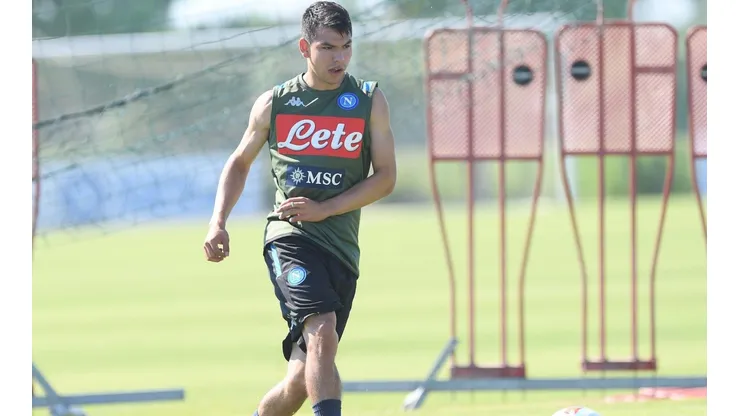 Golazo de Hirving Lozano en el entrenamiento.