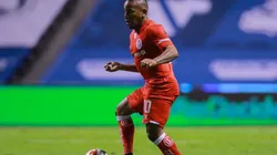 Joao Plata le está "sacando canas verdes" a Sinha por su mala actitud