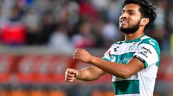 Eduardo Aguirre renovó su vínculo con Santos Laguna.