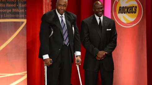 Michael Jordan y John Thompson, en el Salón de la Fama | Foto: Getty Images