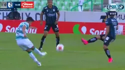 Josecarlos Van Rankin adelantó a Santos Laguna (Captura)