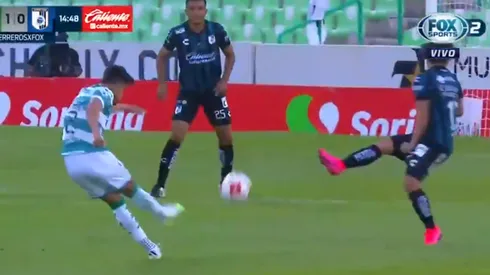 Josecarlos Van Rankin adelantó a Santos Laguna (Captura)