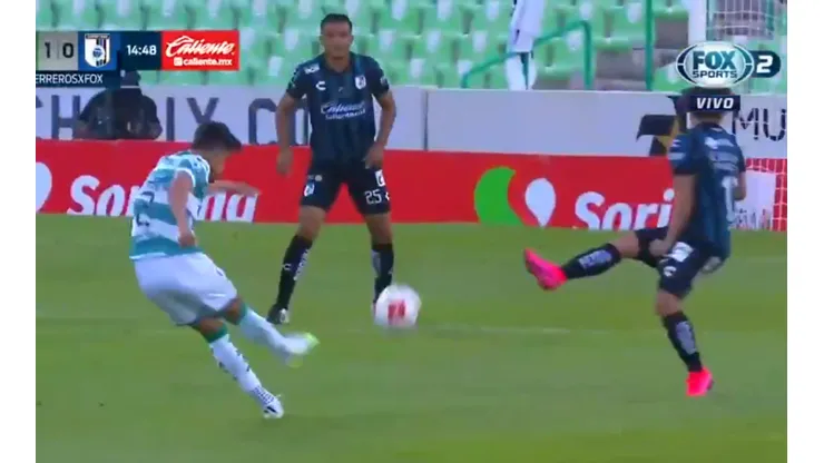 Josecarlos Van Rankin adelantó a Santos Laguna (Captura)