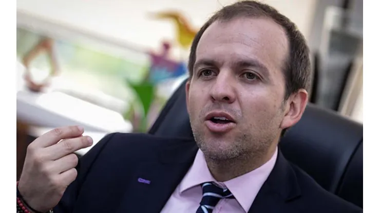 El ministro de deporte fue directo y sin rodeos: "El fútbol regresará en la tercera semana de septiembre"