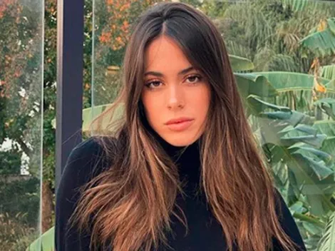 Tini subió dos selfies en el espejo con poca ropa y explotaron los likes