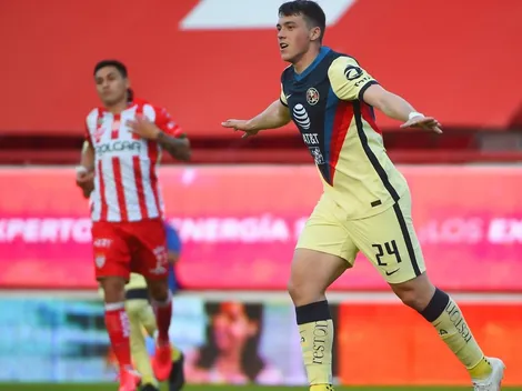 Viñas tuvo un gran primer tiempo y los aficionados lo hicieron tendencia