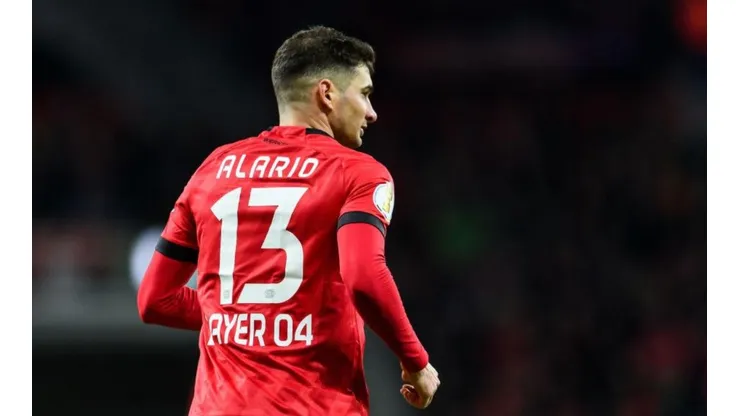 Todo por ganar minutos: los 3 clubes donde suena Alario para irse del Bayer