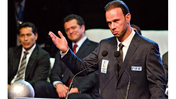 Zague destruyó a Ángel Reyna: "Yo nunca llevé una pistola como él"