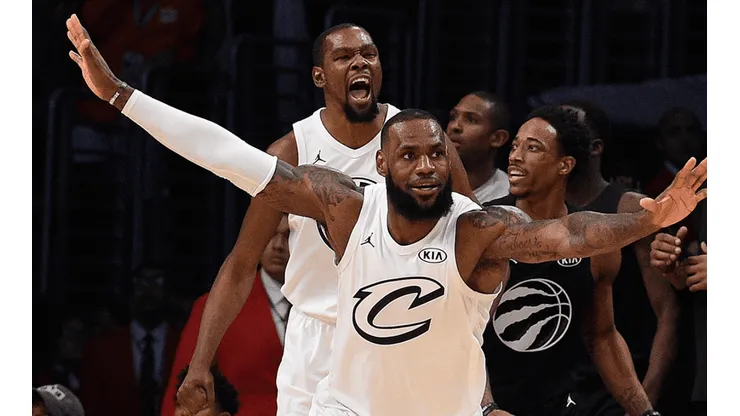 Kevin Durant y LeBron James (Getty Images)