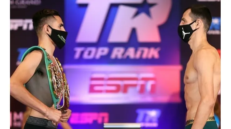 En peso Ramírez y Postol. (Mikey Williams/ BoxingScene)