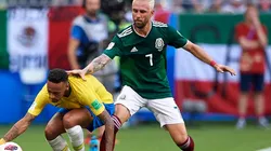 Miguel Layún criticó a Neymar por simular (Getty Images)