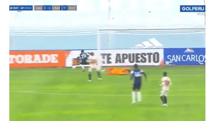 Carvallo es el arquero titular de la U.