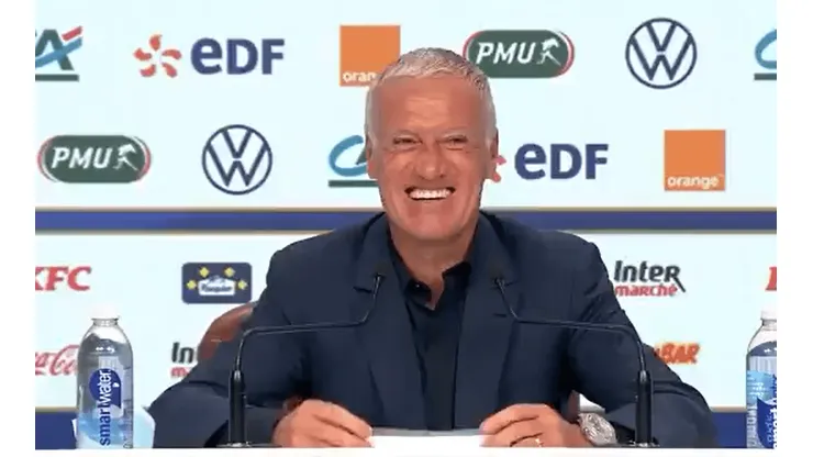 A Deschamps le preguntaron si Benzema podía volver a jugar para Francia